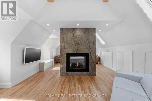 575 Emily Street, St. Marys, ON - Indoor Photo Showing Living Room With Fireplace