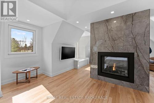 575 Emily Street, St. Marys, ON - Indoor Photo Showing Living Room With Fireplace