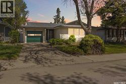2809 Eastview  Saskatoon, SK S7J 3H7