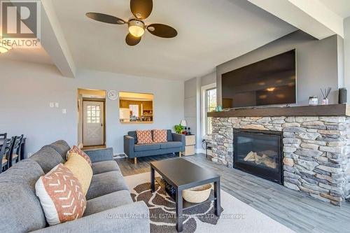 198 Centennial Lane, Trent Hills, ON - Indoor Photo Showing Living Room With Fireplace