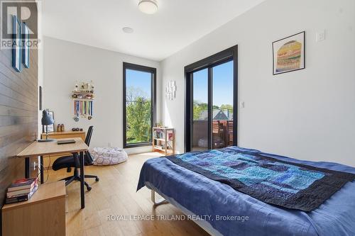 Upper Floor: Bedroom - 20 Garfield Avenue, London South (South F), ON - Indoor Photo Showing Bedroom