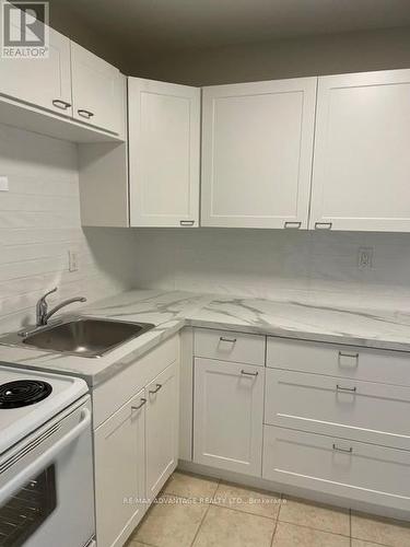 1103 - 563 Mornington Avenue, London East (East G), ON - Indoor Photo Showing Kitchen