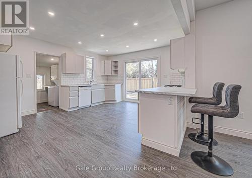 203 Talbot Street S, Norfolk (Simcoe), ON - Indoor Photo Showing Kitchen