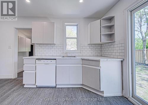 203 Talbot Street S, Norfolk (Simcoe), ON - Indoor Photo Showing Kitchen