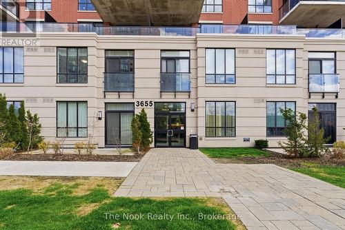 609 - 3655 Kingston Road, Toronto (Scarborough Village), ON - Outdoor With Facade