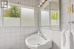 Main Floor - 4 piece bathroom - 