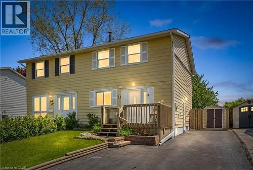 71 BLACKHORNE Drive  Kitchener, ON N2E 1T5