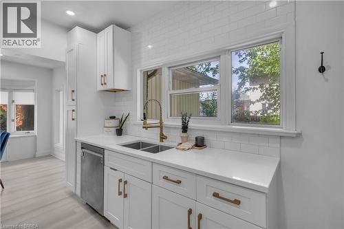 378 Norfolk Street N, Simcoe, ON - Indoor Photo Showing Kitchen With Double Sink