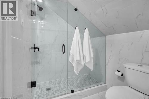 378 Norfolk Street N, Simcoe, ON - Indoor Photo Showing Bathroom