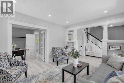 378 Norfolk Street N, Simcoe, ON - Indoor Photo Showing Living Room