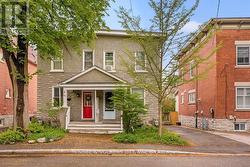 94 HOPEWELL AVENUE  Ottawa, ON K1S 2Z1
