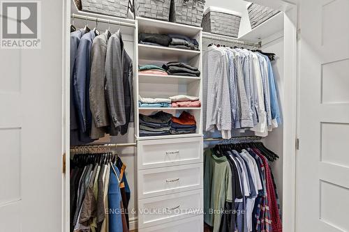 475 Kent Street, Ottawa, ON - Indoor With Storage