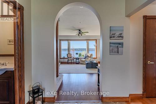 502411 Grey Road 1 Road, Georgian Bluffs, ON - Indoor Photo Showing Other Room