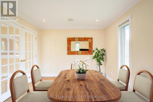 Virtually Staged - 21 Poplar Crescent, Oro-Medonte, ON - Indoor Photo Showing Dining Room