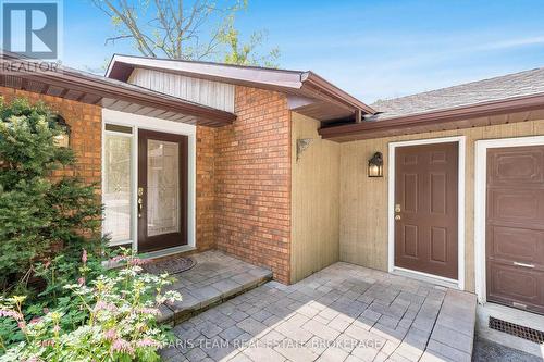 21 Poplar Crescent, Oro-Medonte, ON - Outdoor With Exterior