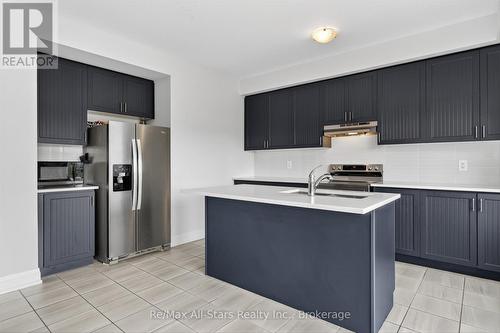 175 St Joseph Road, Kawartha Lakes (Lindsay), ON - Indoor Photo Showing Kitchen With Double Sink