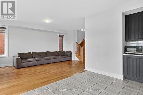 175 St Joseph Road, Kawartha Lakes (Lindsay), ON - Indoor