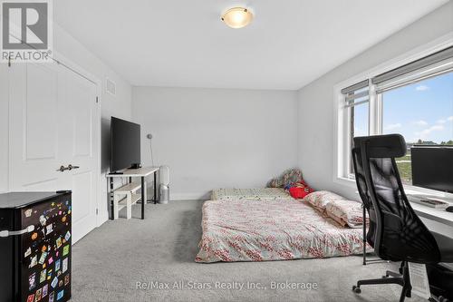 175 St Joseph Road, Kawartha Lakes (Lindsay), ON - Indoor Photo Showing Bedroom
