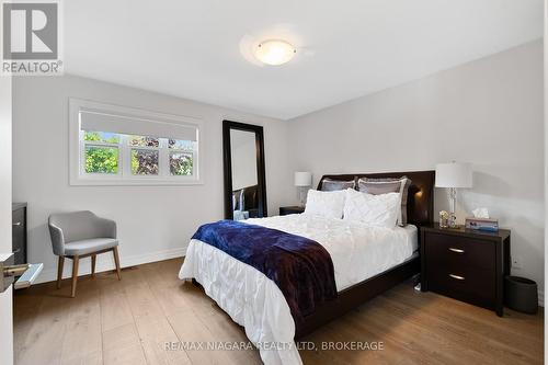 Bedroom - 1448 Four Mile Creek Road, Niagara-On-The-Lake (Virgil), ON - Indoor Photo Showing Bedroom