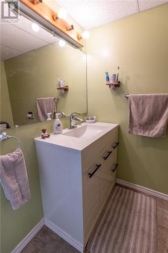 373 Avery Drive, Espanola, ON - Indoor Photo Showing Bathroom