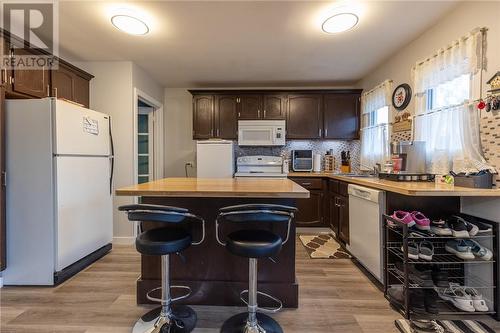 373 Avery Drive, Espanola, ON - Indoor Photo Showing Kitchen With Double Sink