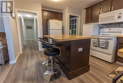 373 Avery Drive, Espanola, ON - Indoor Photo Showing Kitchen