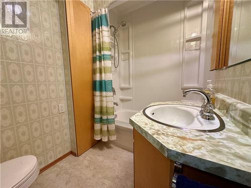 336 6Th Concession Road W, Tehkummah, Manitoulin Island, ON - Indoor Photo Showing Bathroom