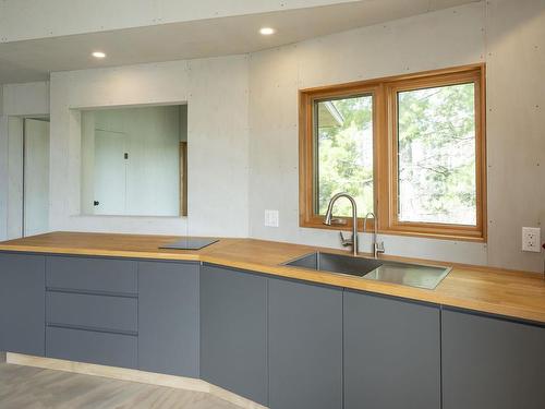 564 Hematite Road, Atikokan, ON - Indoor Photo Showing Kitchen With Double Sink