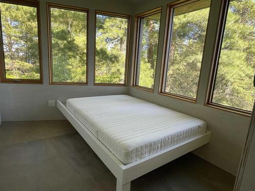 564 Hematite Road, Atikokan, ON - Indoor Photo Showing Other Room