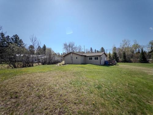 5 Tallieu, Kenora, ON - Outdoor