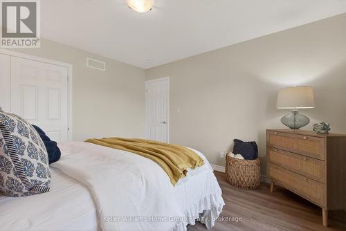 187 Lake Breeze Drive, Ashfield-Colborne-Wawanosh (Colborne), ON - Indoor Photo Showing Bedroom