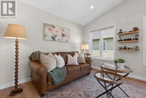 187 Lake Breeze Drive, Ashfield-Colborne-Wawanosh (Colborne), ON - Indoor Photo Showing Living Room