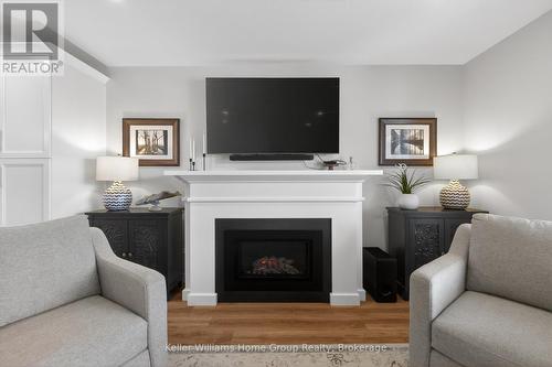 187 Lake Breeze Drive, Ashfield-Colborne-Wawanosh (Colborne), ON - Indoor Photo Showing Living Room With Fireplace