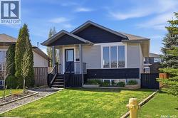 741 Glenview COVE Martensville, SK S0K 0A2
