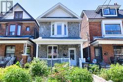 1282 LANSDOWNE AVENUE Toronto, ON M6H 3Z8