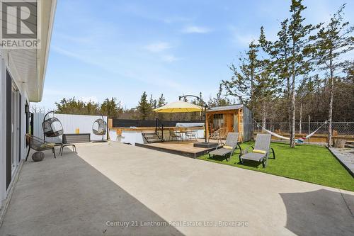 hot tub hook up - 2654 County Road 5, Prince Edward County (Sophiasburg Ward), ON - Outdoor
