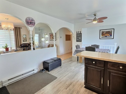 Overall view - 53 Carré Roberge, Saint-Bruno-De-Guigues, QC - Indoor