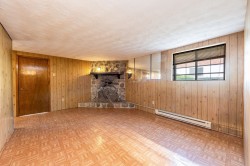 Family Room - 