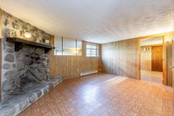 Family Room - 