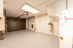 Garage - 
