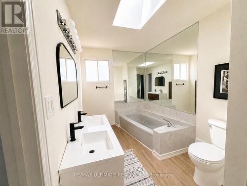 12 Stoney Brook Crescent, St. Catharines, ON - Indoor Photo Showing Bathroom