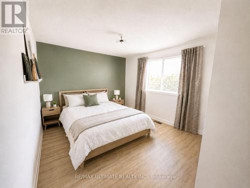 12 Stoney Brook Crescent, St. Catharines, ON - Indoor Photo Showing Bedroom
