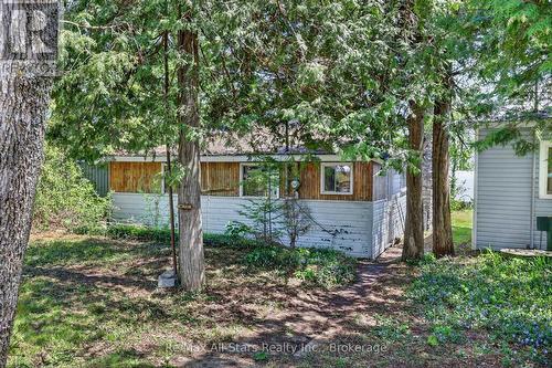 26 Lake Street, Kawartha Lakes (Bexley), ON - Outdoor With Body Of Water With View