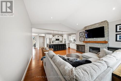 63 Scenic Drive, Belleville (Thurlow Ward), ON - Indoor Photo Showing Living Room With Fireplace