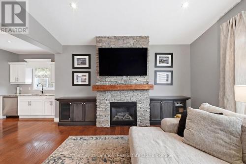 63 Scenic Drive, Belleville (Thurlow Ward), ON - Indoor Photo Showing Living Room With Fireplace