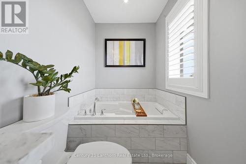 63 Scenic Drive, Belleville (Thurlow Ward), ON - Indoor Photo Showing Bathroom