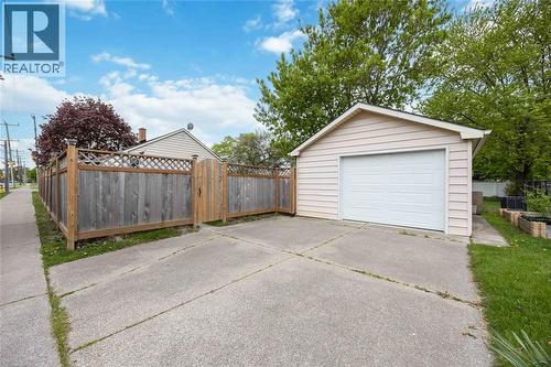 666 Devine Street, Sarnia, ON - Outdoor