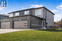 50 LLYDICAN AVENUE Chatham, ON N7L 3E5