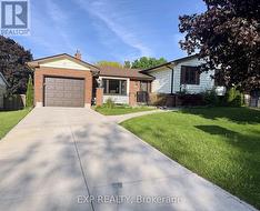 30 COWAN AVENUE  London South (South R), ON N6C 4E6