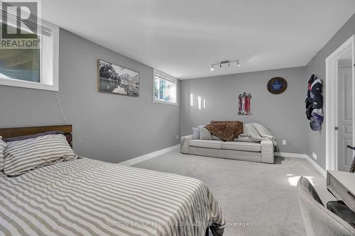 23 - 1924 Cedarhollow Boulevard, London North (North D), ON - Indoor Photo Showing Bedroom